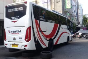 Sewa Bus Medium Jakarta Selatan