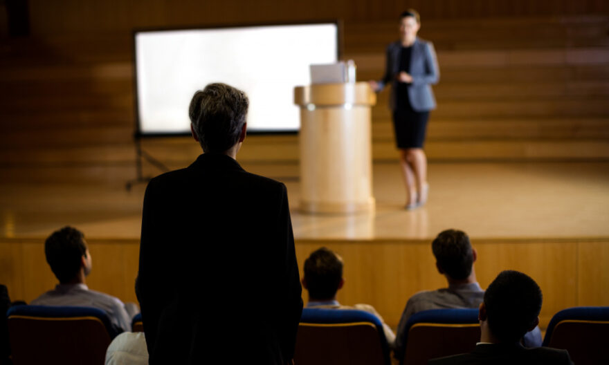 Konferensi industri